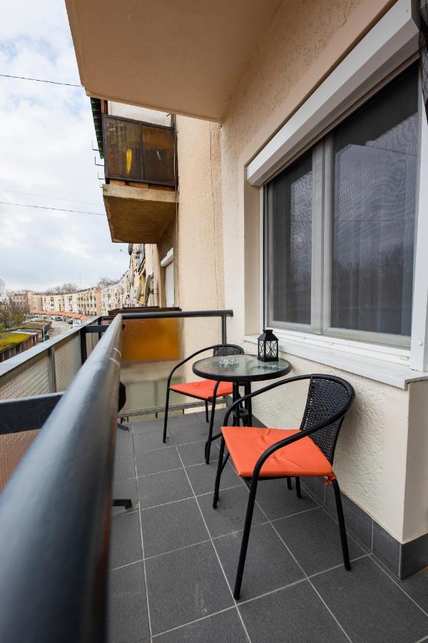 Csipke Apartman Makó Екстериор снимка