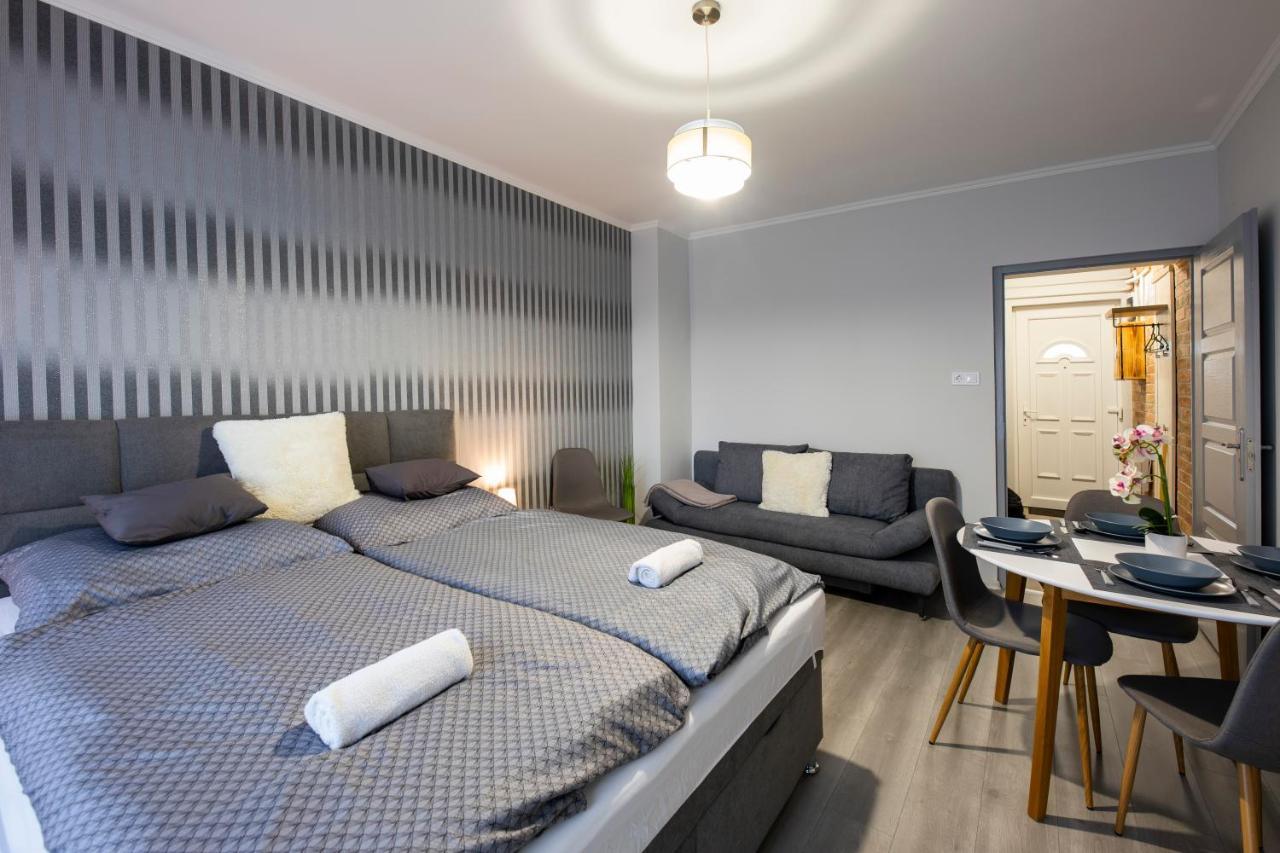 Csipke Apartman Makó Екстериор снимка