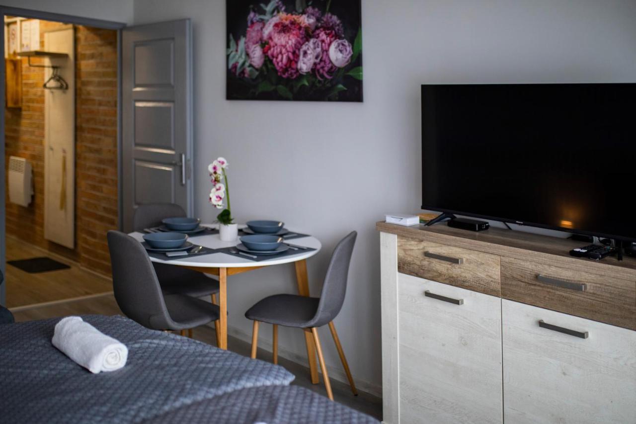 Csipke Apartman Makó Екстериор снимка